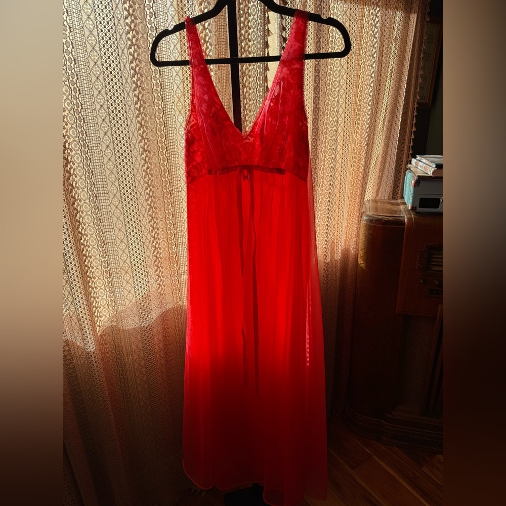 VTG Vanity Fair Nightgown
